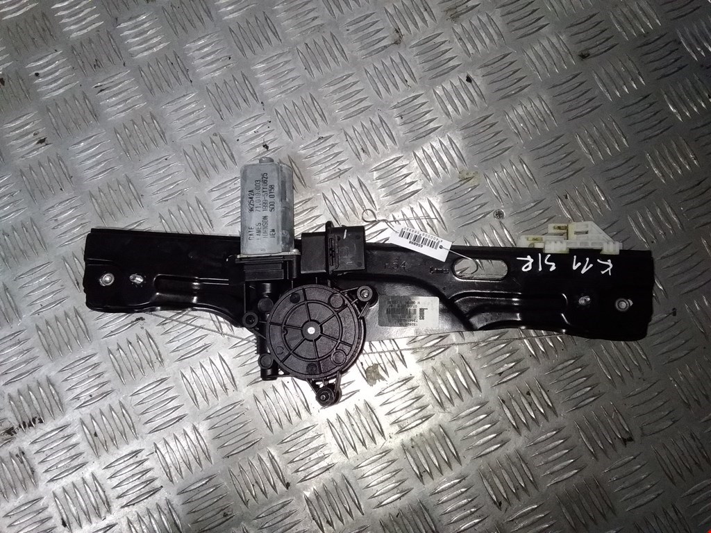 Стеклоподъемник задний правый MINI Clubman Estate F54 2016-н.в.