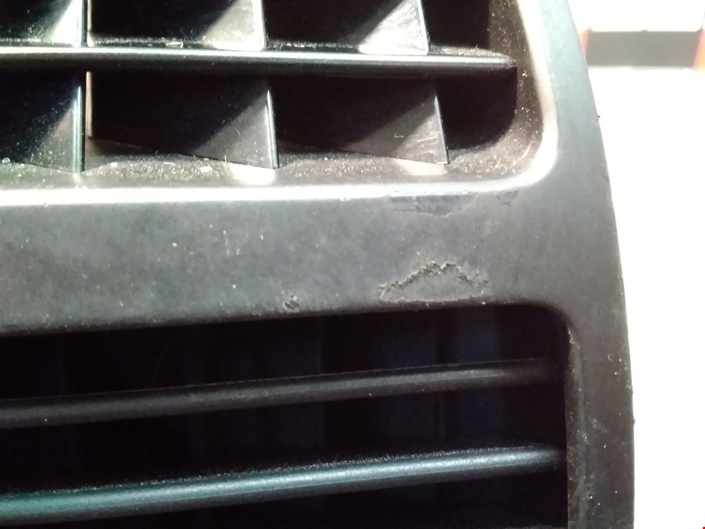 Дефлектор воздушный VOLKSWAGEN Touran 2003-2010