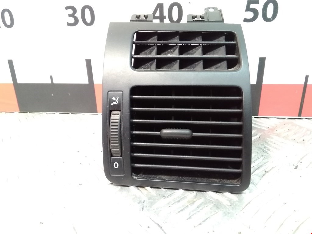 Дефлектор воздушный VOLKSWAGEN Touran 2003-2010