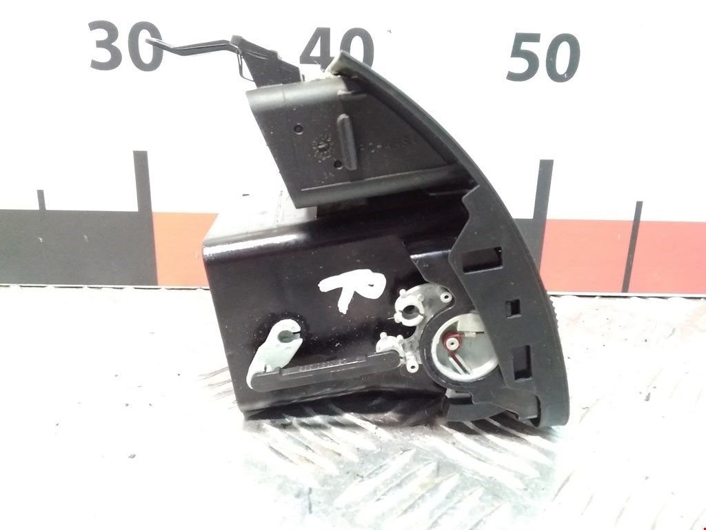 Дефлектор воздушный VOLKSWAGEN Touran 2003-2010