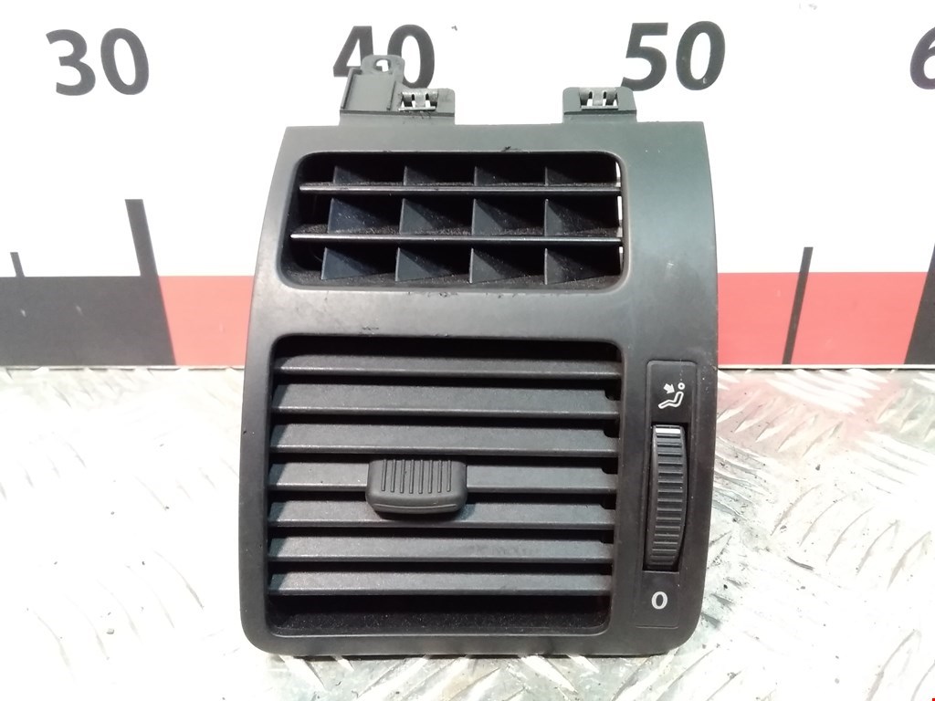 Дефлектор воздушный VOLKSWAGEN Touran 2003-2010