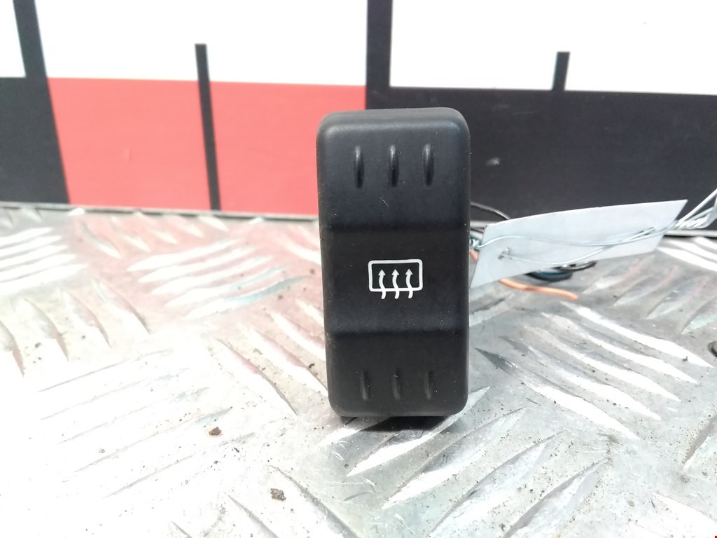 Кнопка подогрева (обогрева) заднего стекла Renault Logan 1 (2004-2015)