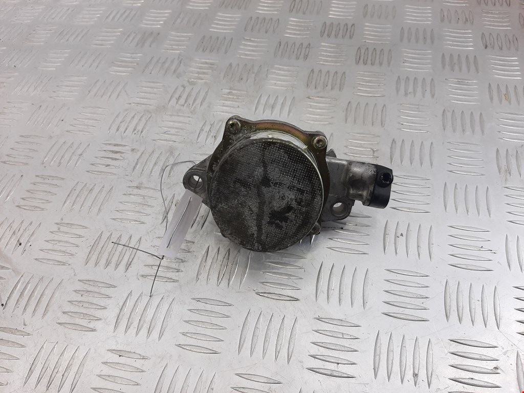 Насос вакуумный Ford Fiesta 5 (2002-2008)