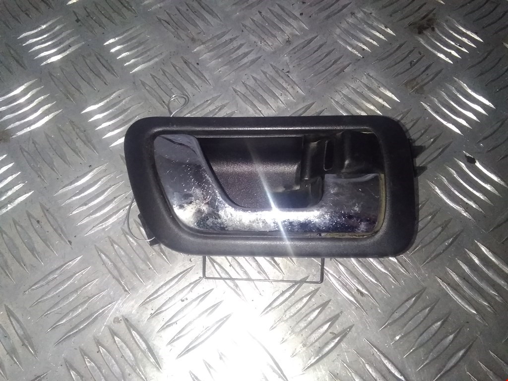 Ручка дверная передняя внутренняя правая MITSUBISHI Pajero IV 2006-2022