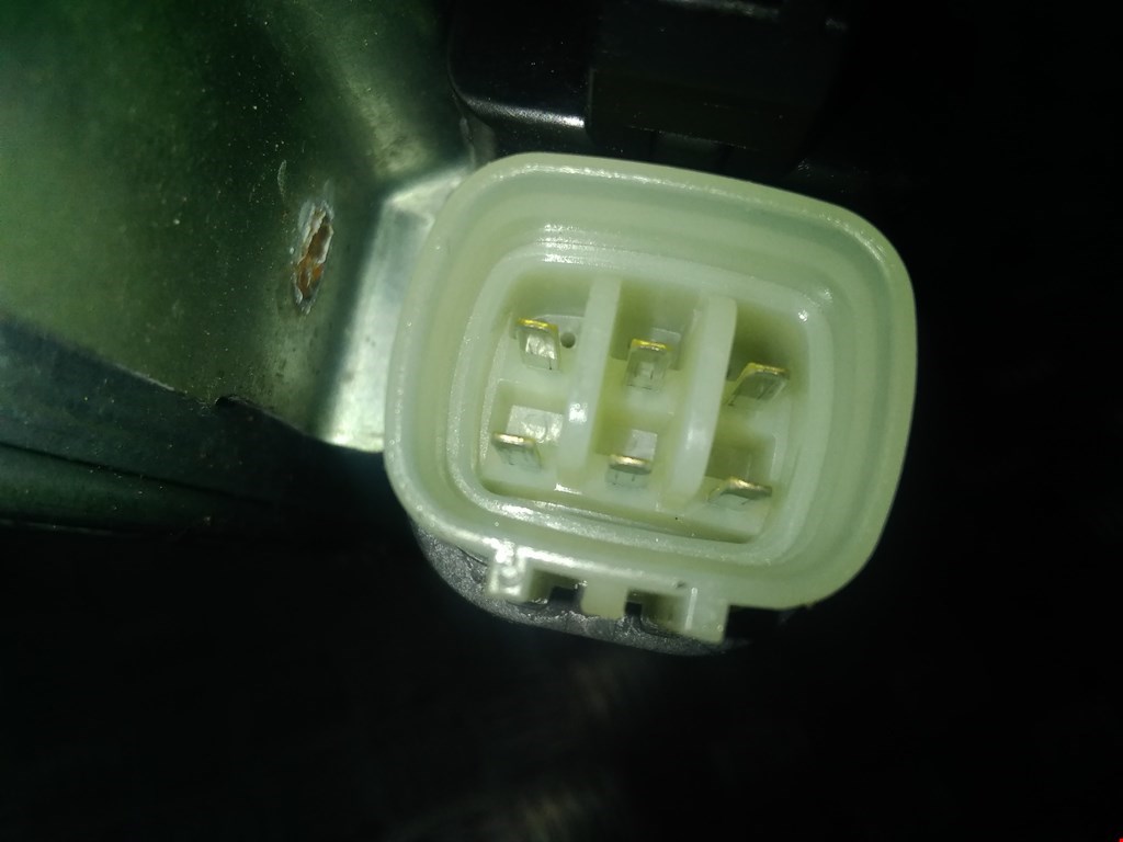 Стеклоподъемник передний правый MITSUBISHI Pajero IV 2006-2022