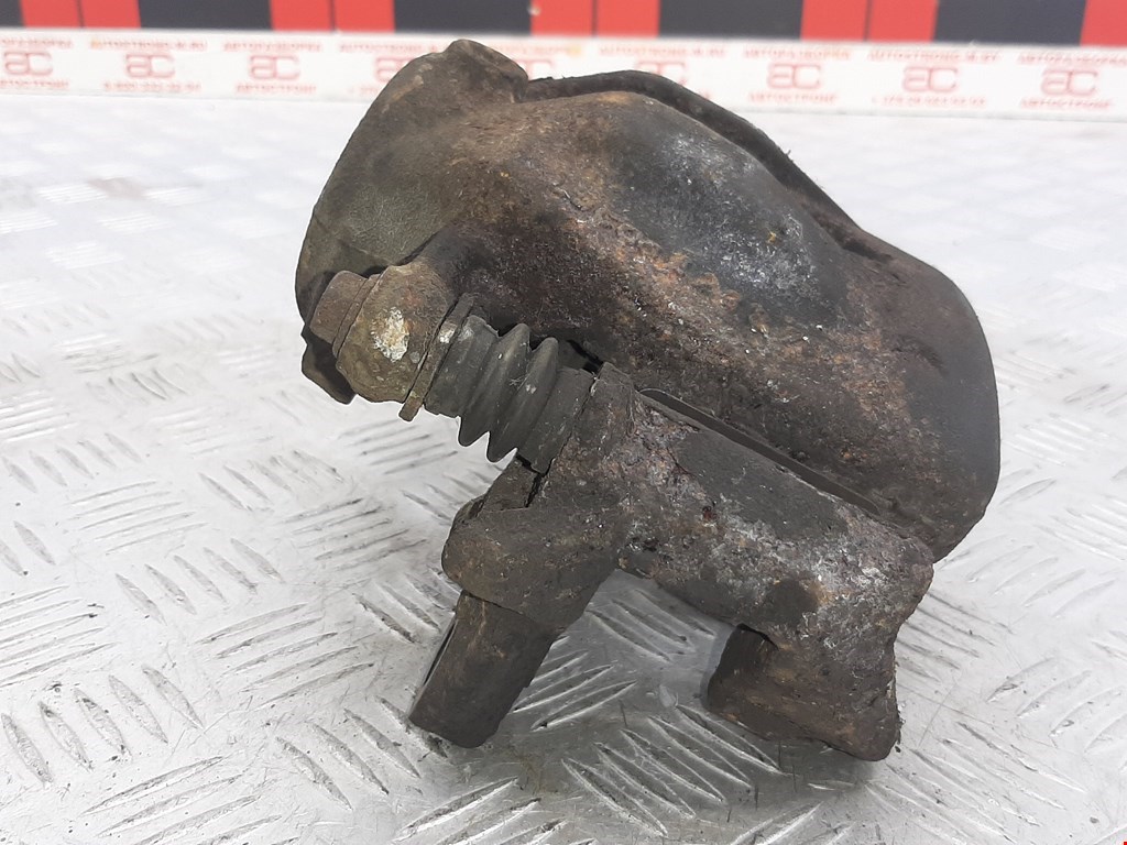 Суппорт передний левый LANCIA Thesis 2002-2009