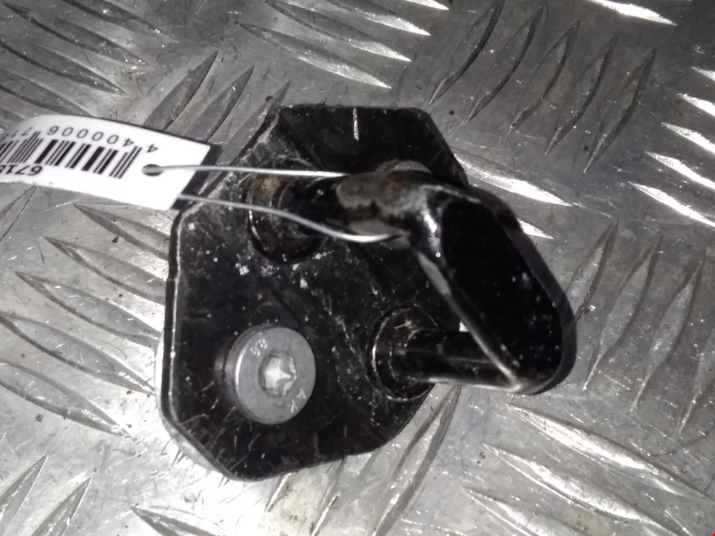 Скоба замка багажной двери (ответная часть) BMW X3 (E83) (2003-2010)