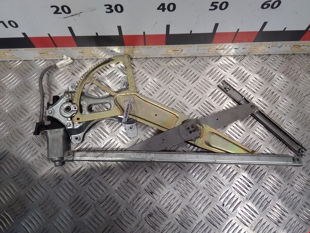 Стеклоподъемник передний левый LEXUS IS 1999-2005