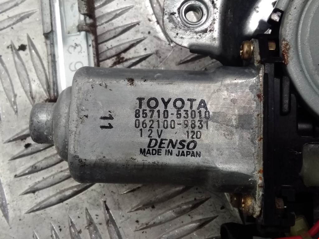 Стеклоподъемник передний левый LEXUS IS 1999-2005