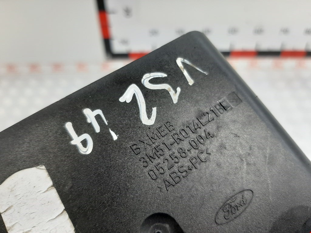 Дефлектор воздушный FORD C-MAX 2003-2010