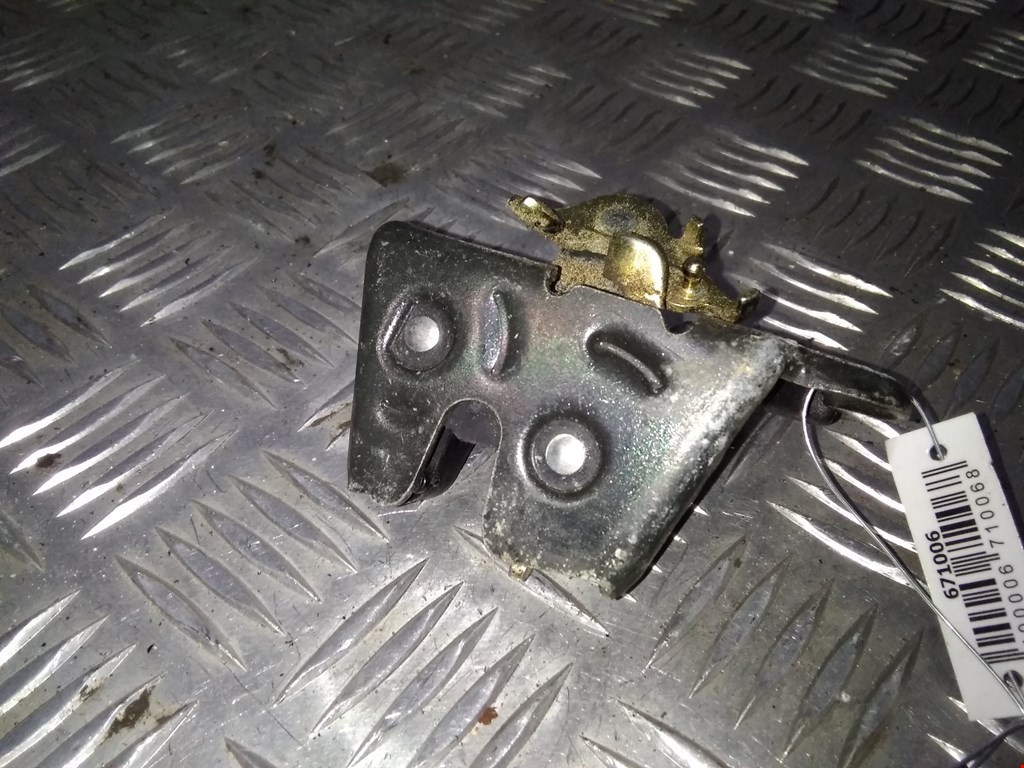 Замок багажника (крышки двери) FIAT Brava 1995-2001