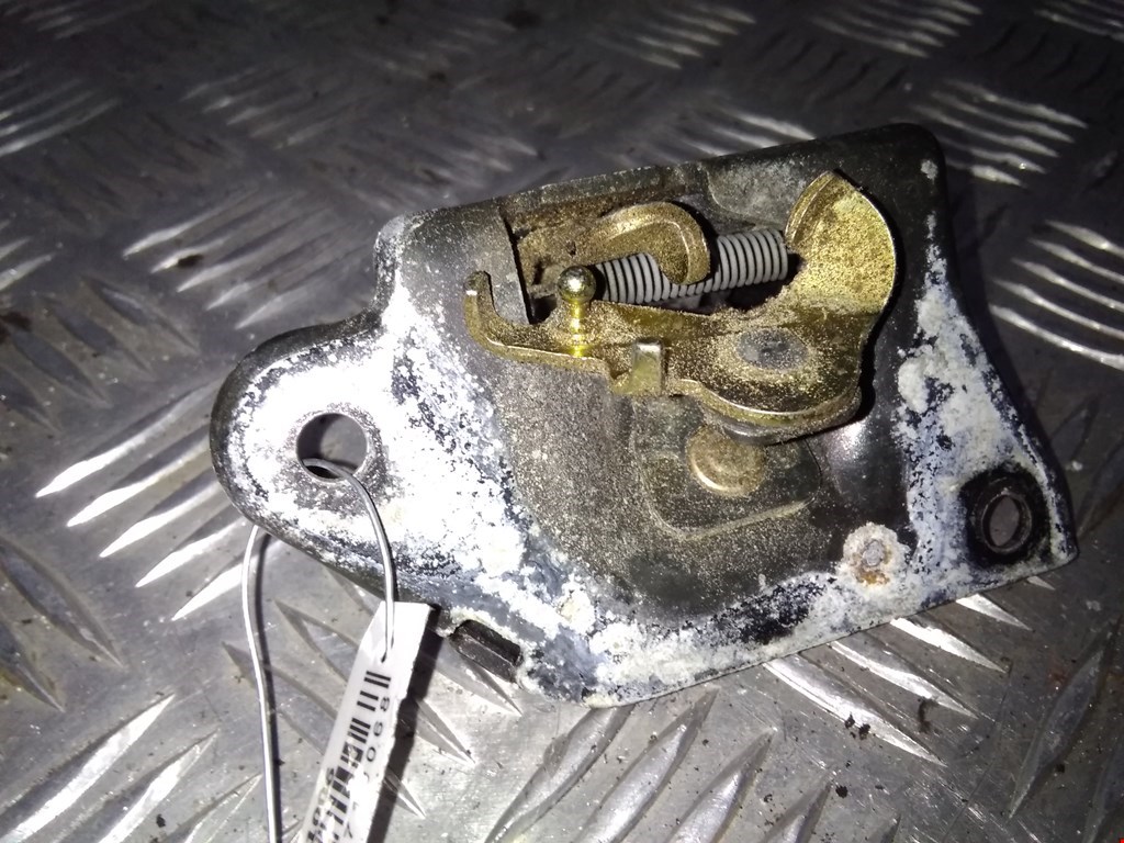 Замок багажника (крышки двери) FIAT Brava 1995-2001