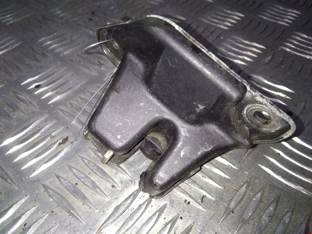 Замок багажника (крышки двери) FIAT Brava 1995-2001