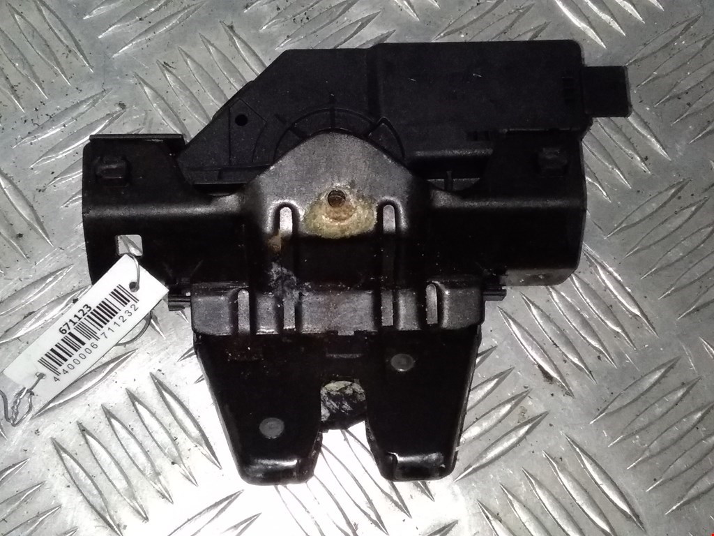 Замок багажника (крышки двери) MG ZT I 2001-2005