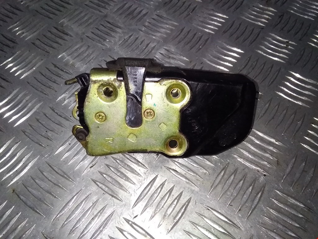 Замок двери передней правой CHRYSLER 300 C 2004-2010