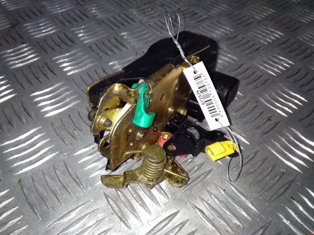 Замок двери передней правой CHRYSLER 300 C 2004-2010