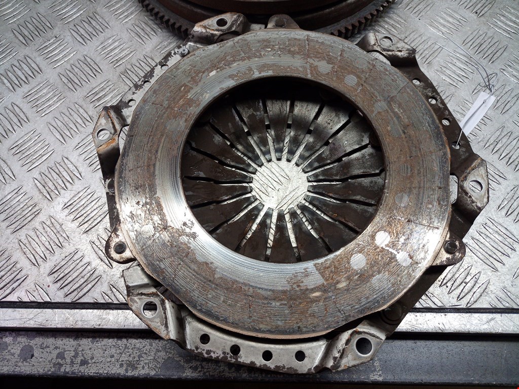 Маховик (демпфер сцепления) JEEP Liberty 2000-2007