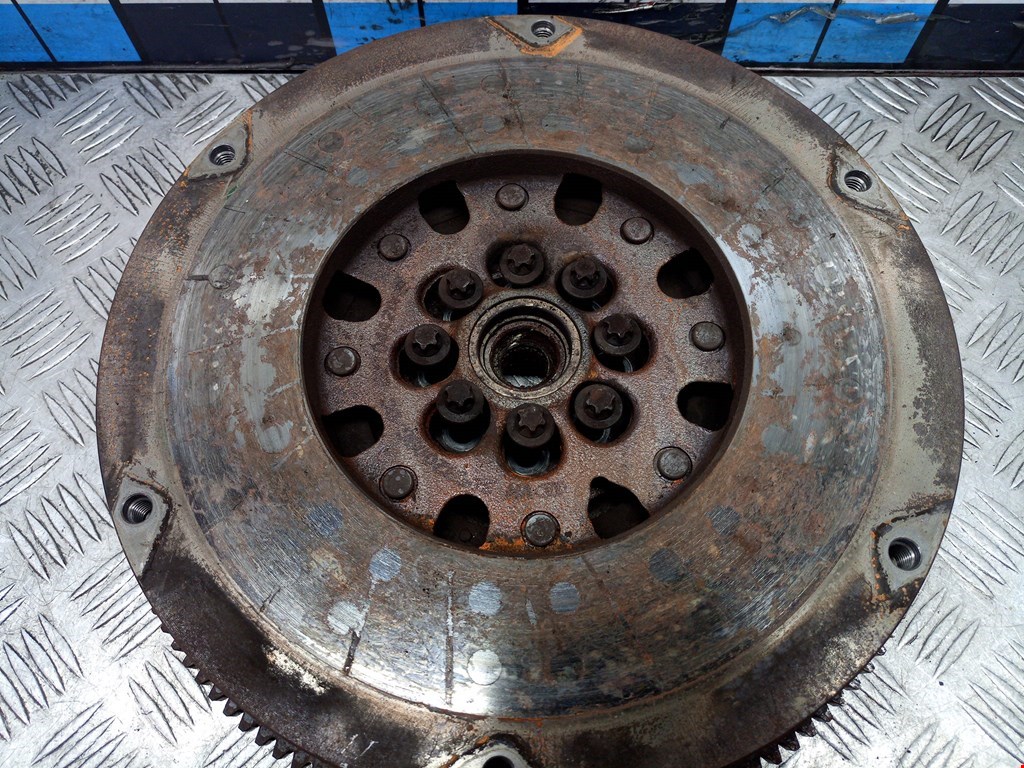 Маховик (демпфер сцепления) JEEP Liberty 2000-2007