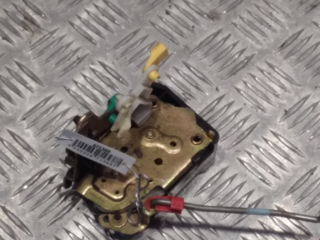 Замок двери задней левой CHRYSLER PT Cruser 2000-2010