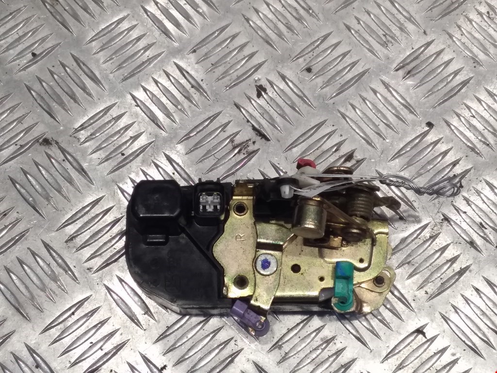 Замок двери передней правой CHRYSLER PT Cruser 2000-2010