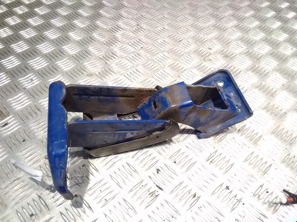 Петля двери задней правой Citroen Jumpy (Dispatch) 2 (2006-2016)