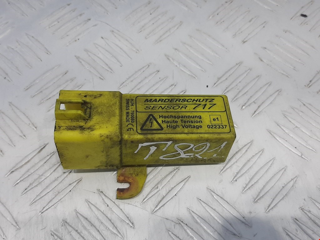 Реле VOLKSWAGEN Golf V Plus 2004-2009