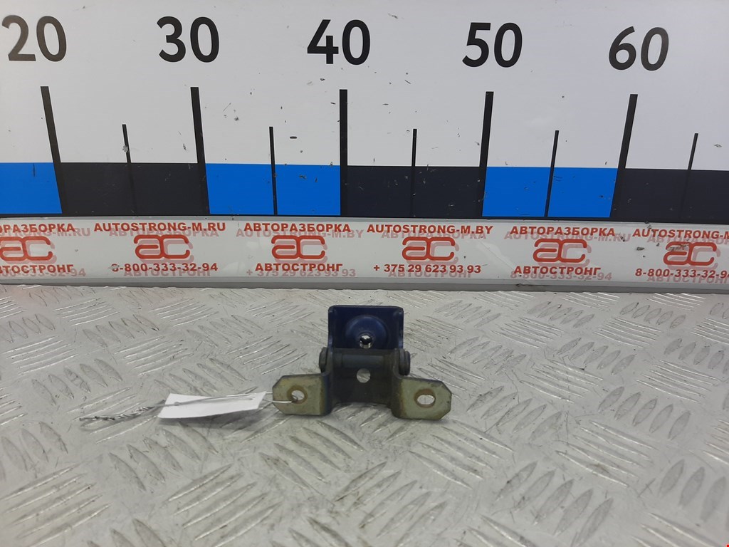 Петля крышки (двери) багажника Fiat Punto 2 (188) (1999-2007)