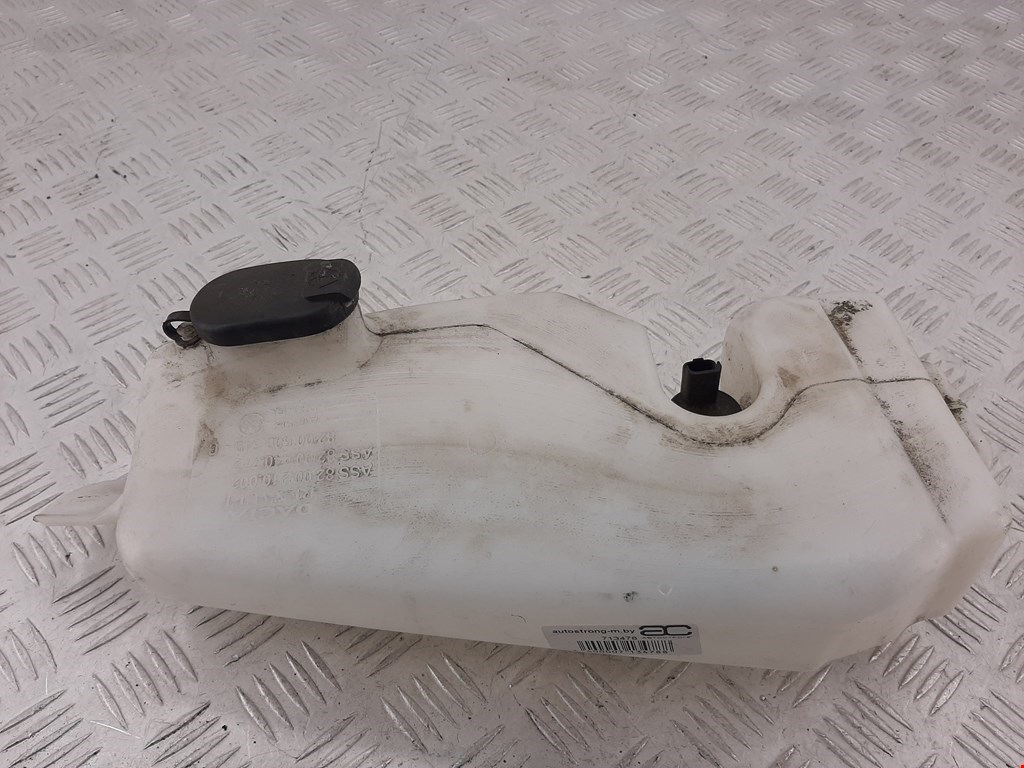 Бачок омывателя Renault Sandero 1 (2007-2014)