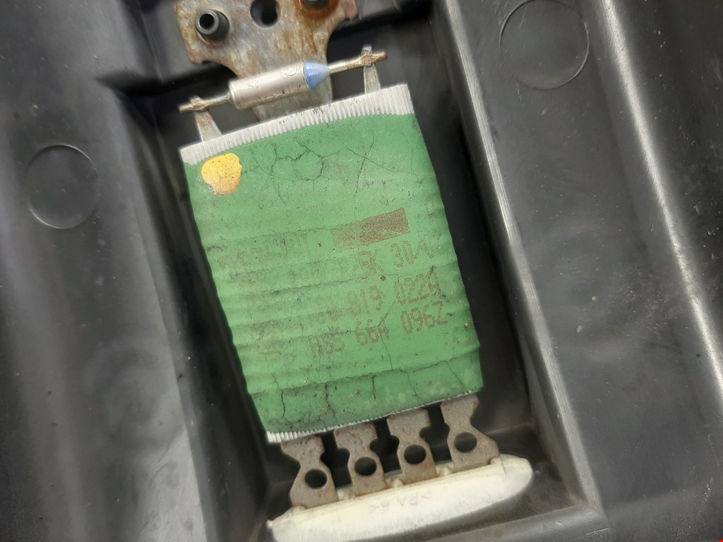 Резистор отопителя (сопротивление печки) VOLKSWAGEN Bora 1998-2005