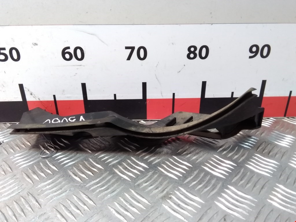 Кронштейн переднего бампера левый VOLKSWAGEN Passat B6 2005-2011