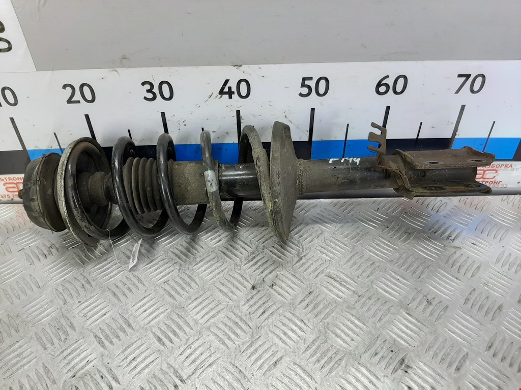 Амортизатор передний левый RENAULT Sandero 2009-2014