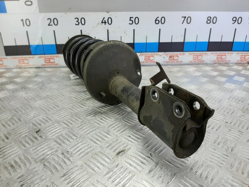 Амортизатор передний левый RENAULT Sandero 2009-2014