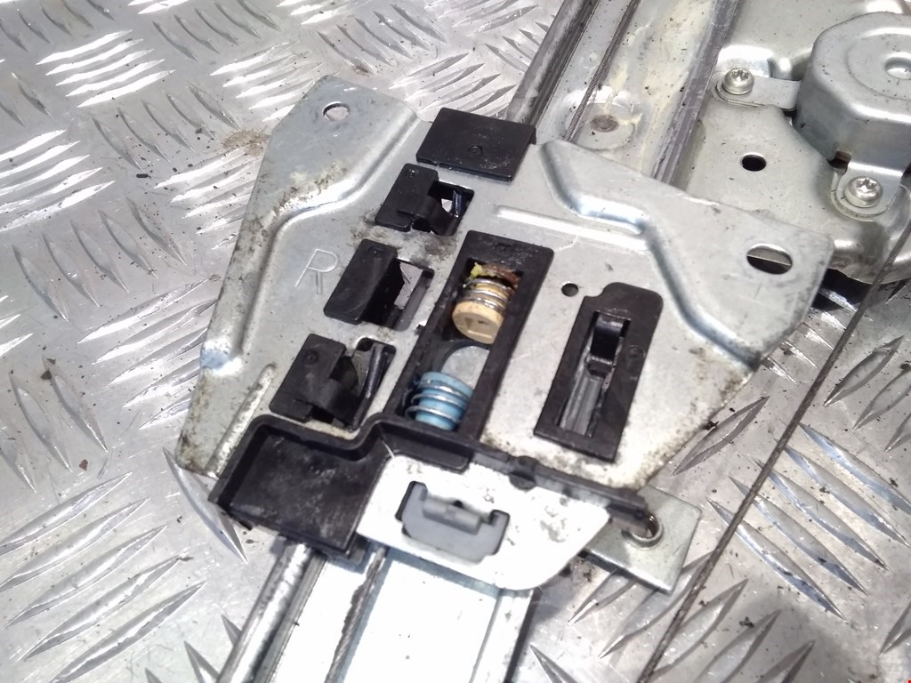 Стеклоподъемник передний правый MITSUBISHI Pajero IV 2006-2022