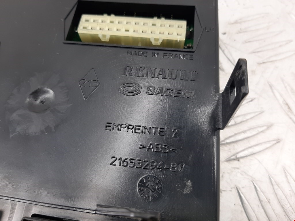 Блок комфорта RENAULT Scenic II 2003-2010