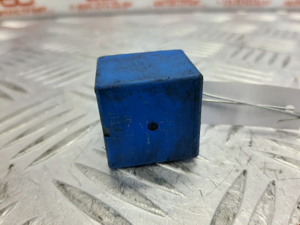 Реле PEUGEOT 607 2000-2010