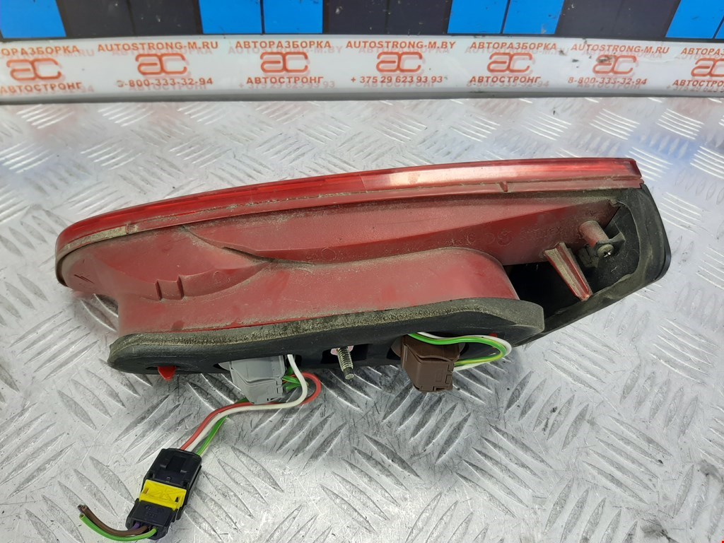 Фонарь задний внутренний левый PEUGEOT 607 2000-2010