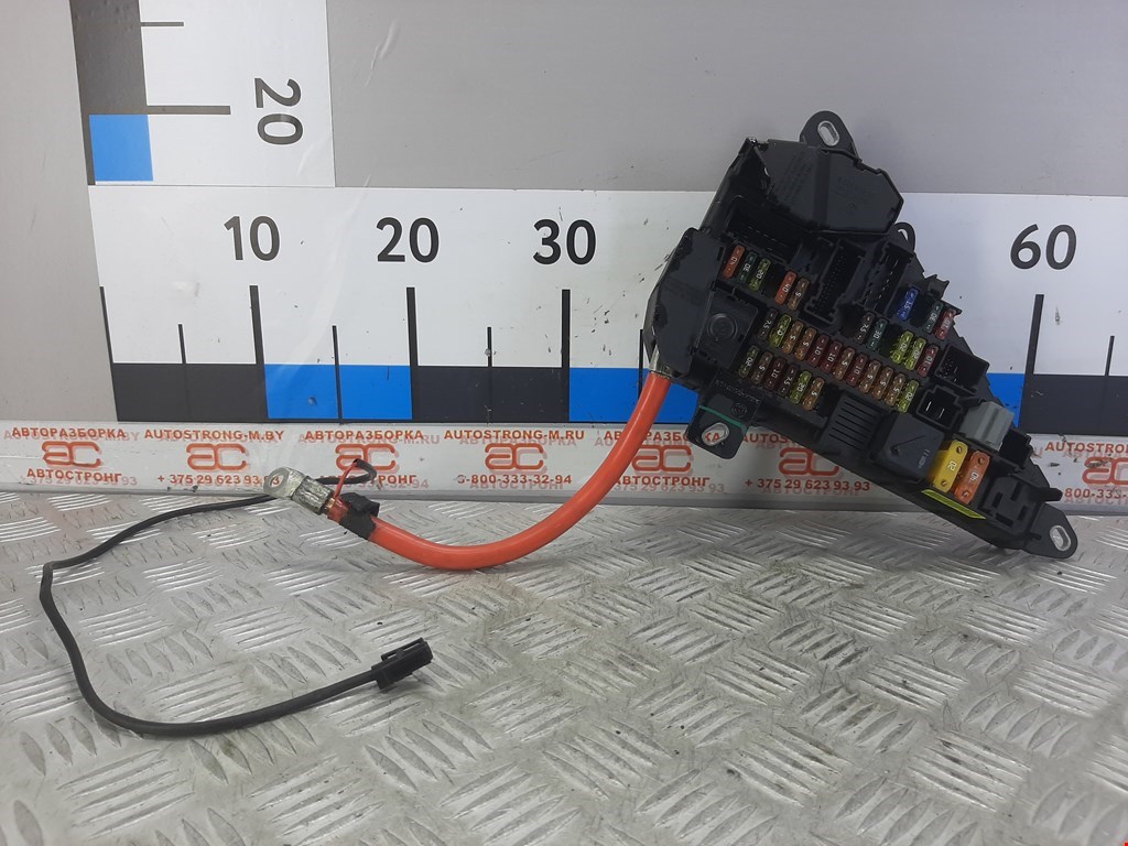 Датчик уровня в бачок омывателя BMW 6er E63/E64 2003-2011