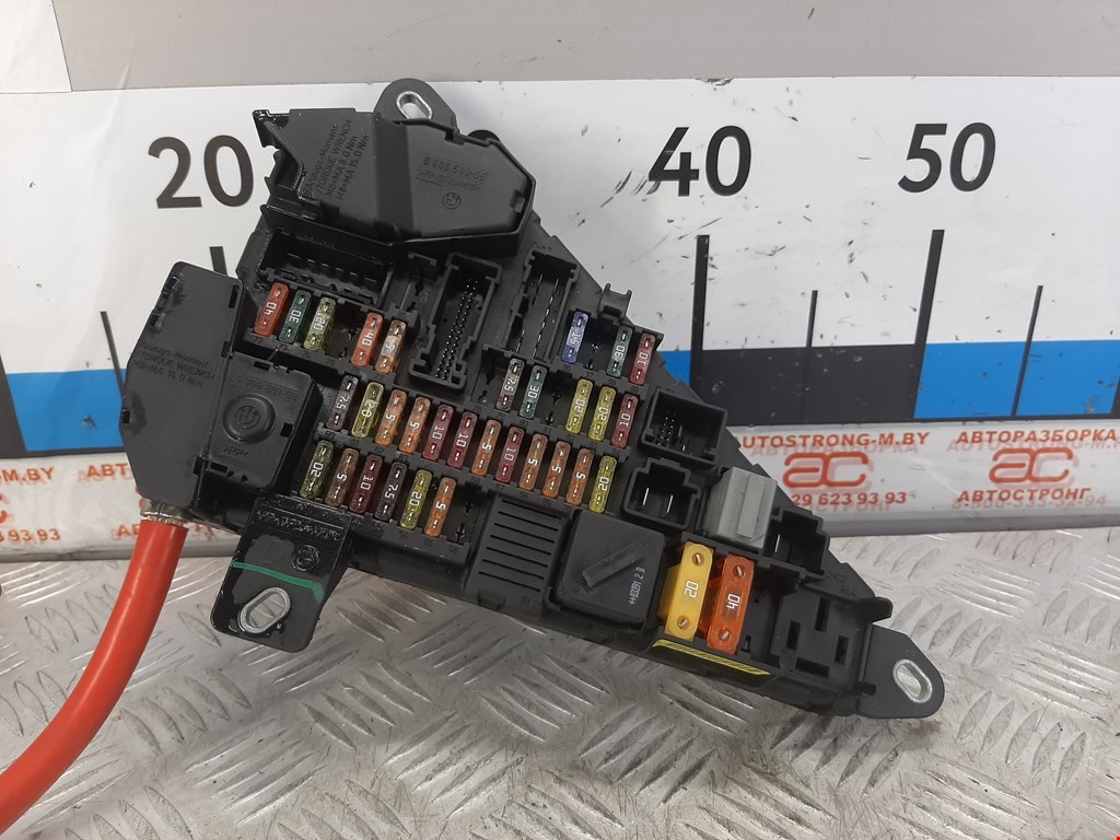 Датчик уровня в бачок омывателя BMW 6er E63/E64 2003-2011