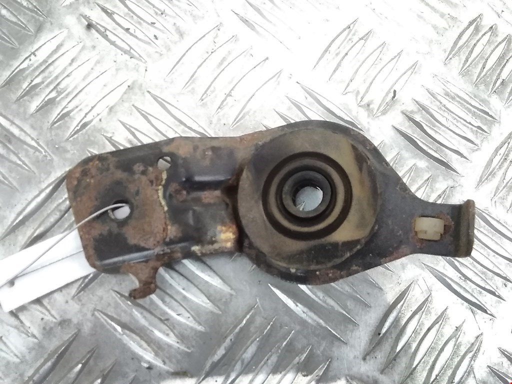 Кронштейн (крепление) радиатора NISSAN Primera P12 2002-2008