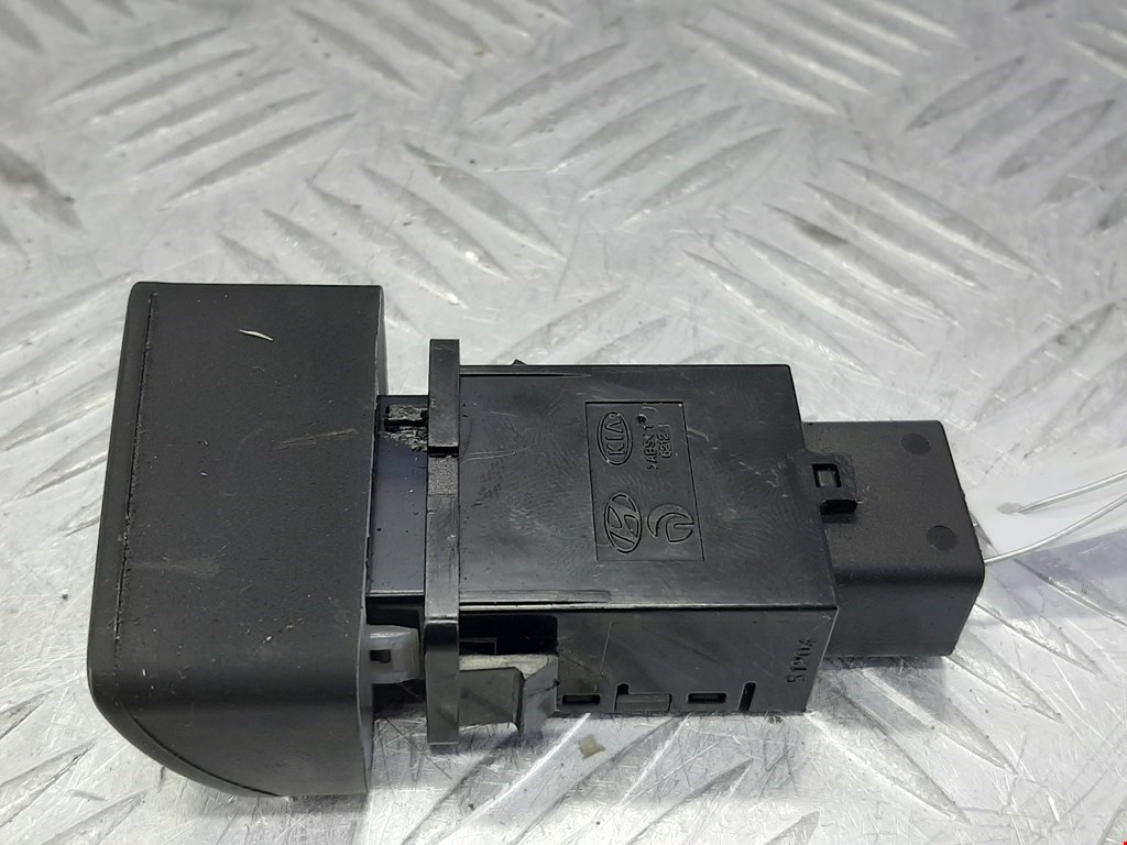 Кнопка включения противотуманных фар KIA Sportage II 2004-2010