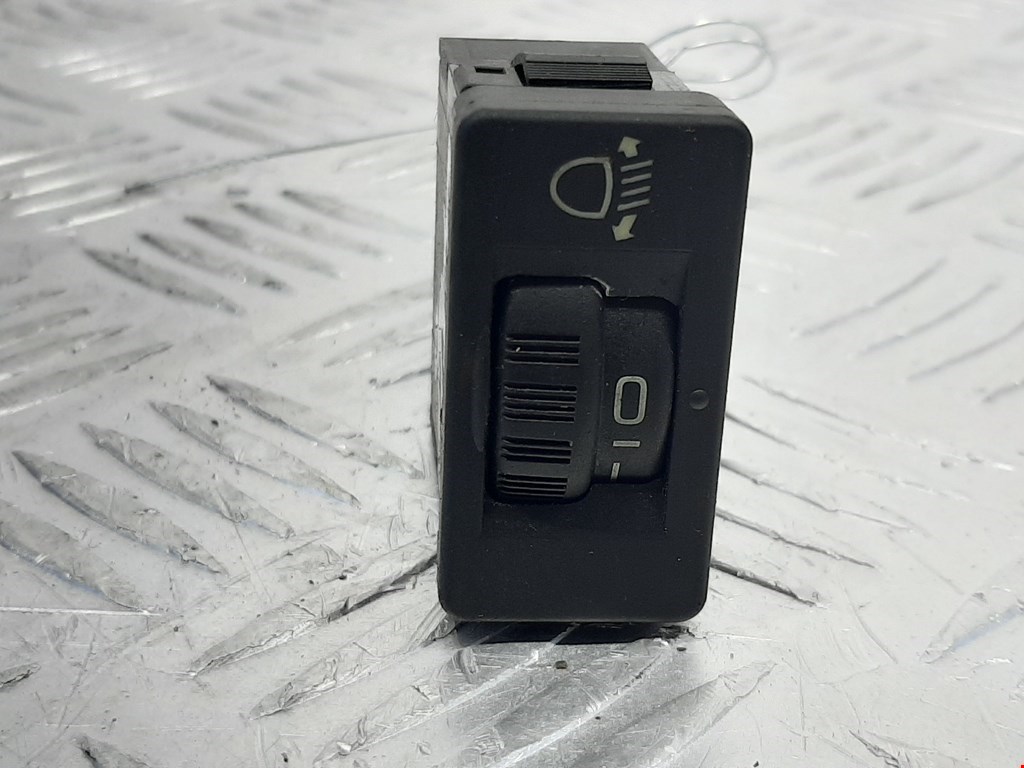 Кнопка корректора фар PEUGEOT Partner 2008-2018