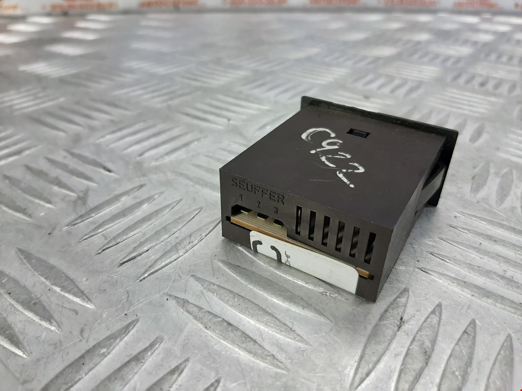 Кнопка корректора фар MAN L 2000 / LE 1994-2005