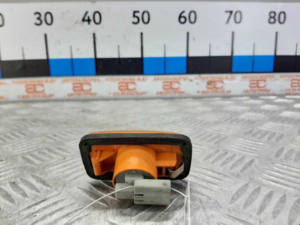 Повторитель на крыло NISSAN X-Trail T30 2000-2007