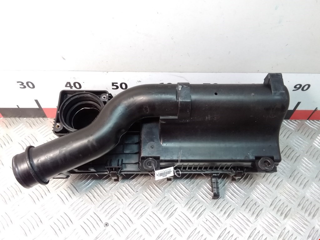 Корпус воздушного фильтра KIA Rio I 2000-2005