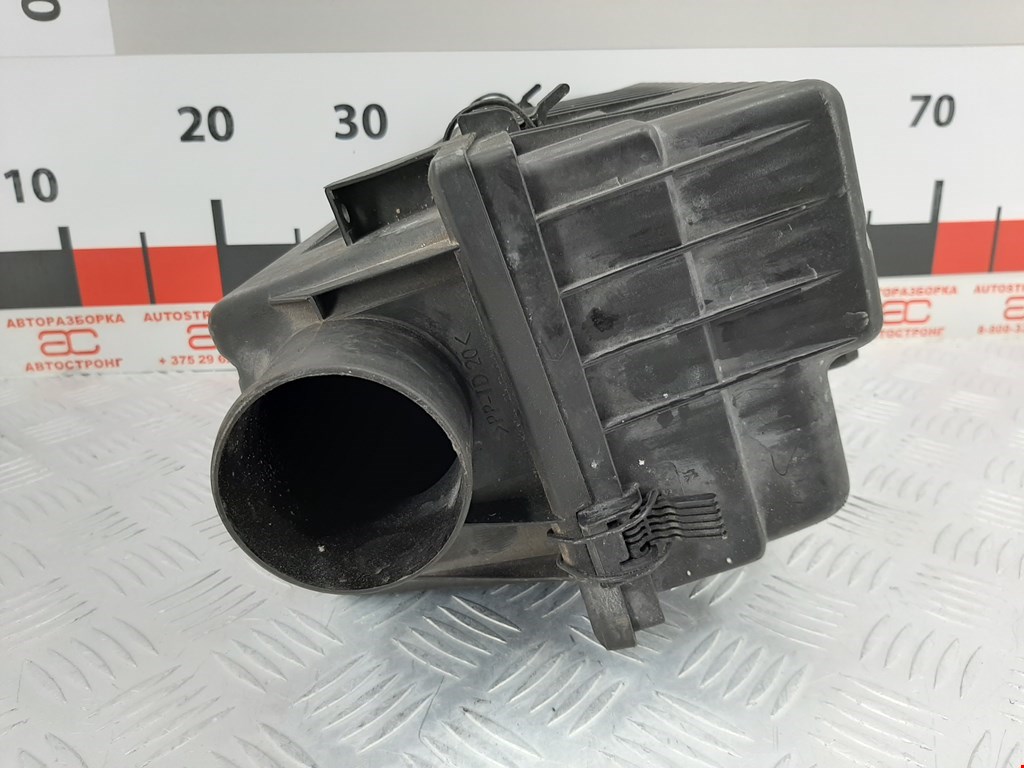 Корпус воздушного фильтра LANCIA Zeta 1995-2002