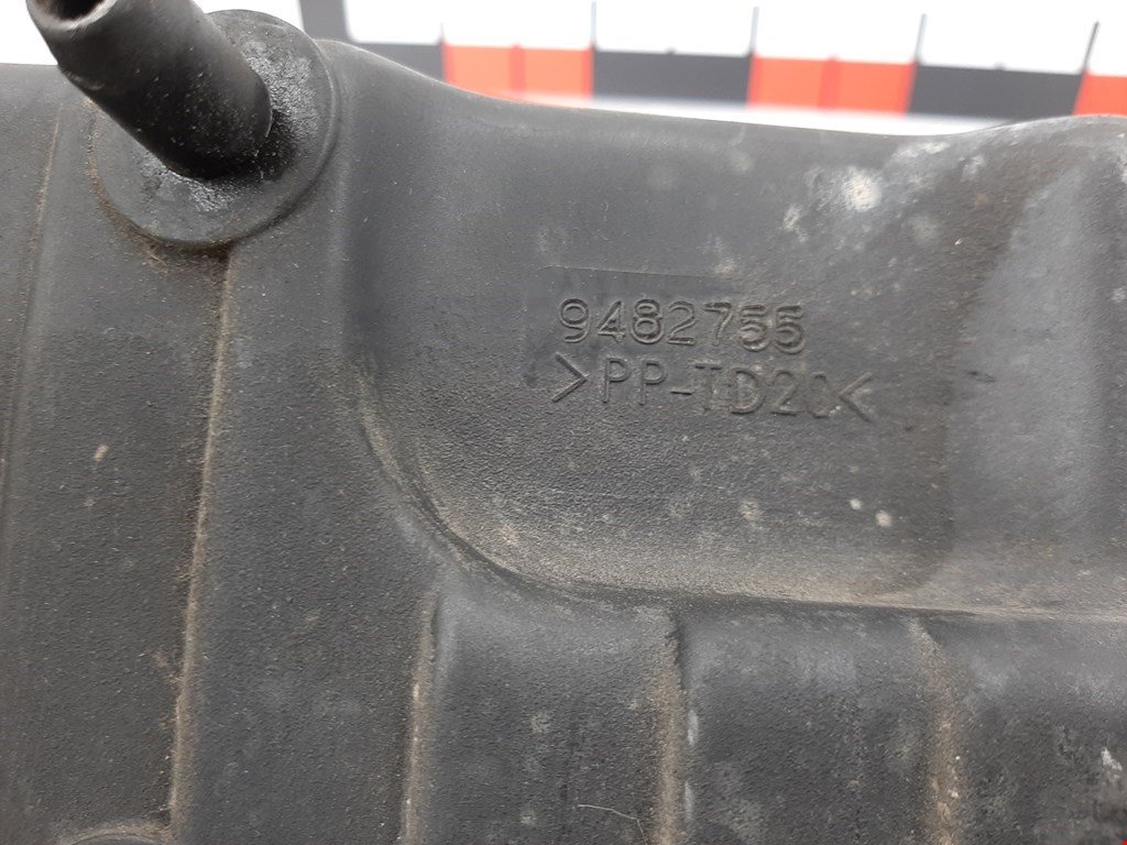 Корпус воздушного фильтра LANCIA Zeta 1995-2002