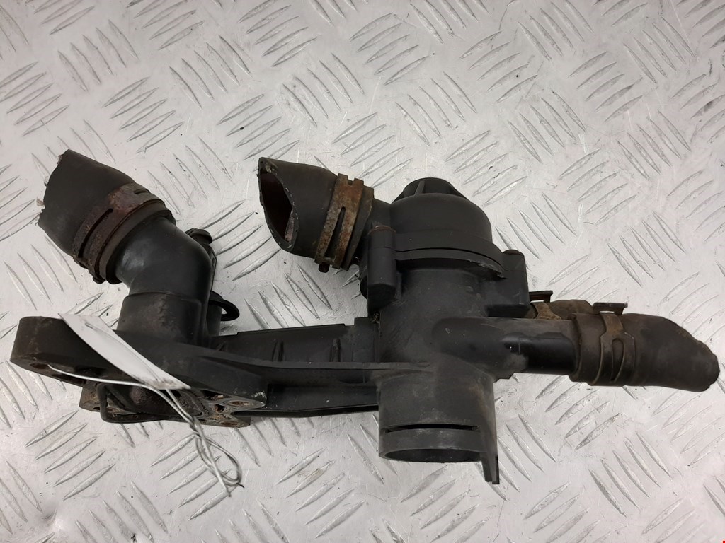 Корпус термостата AUDI A3 8P 2003-2013