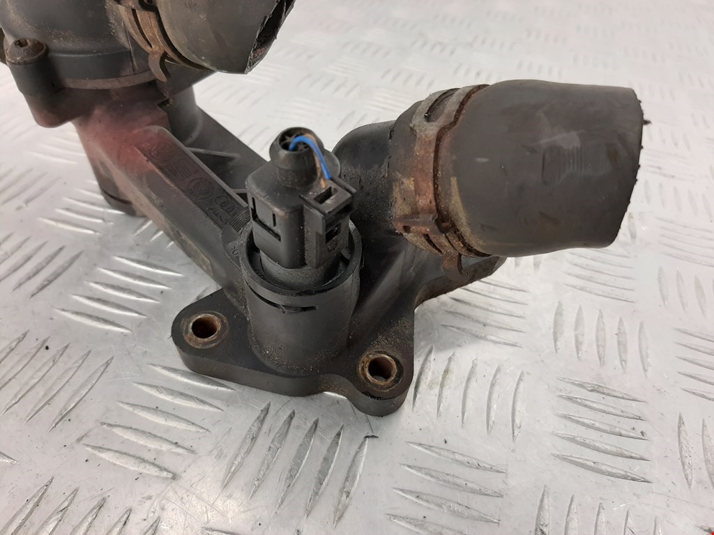 Корпус термостата AUDI A3 8P 2003-2013