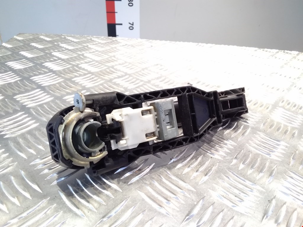 Ручка двери задней наружная правая SEAT Altea 2004-2015