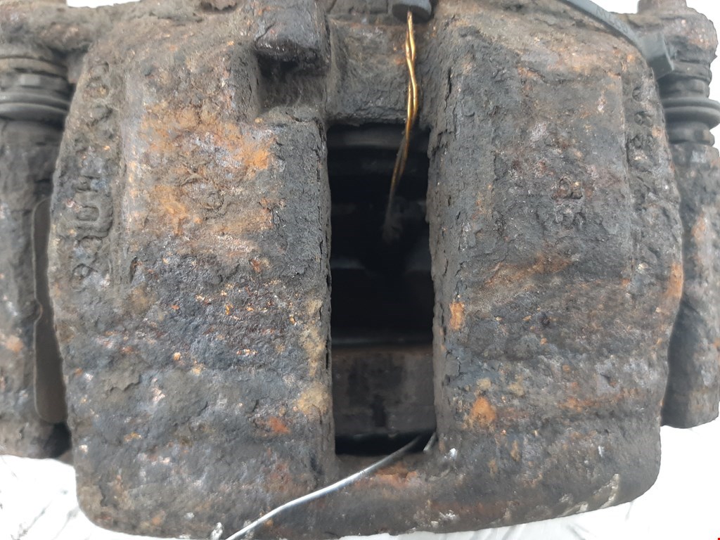 Суппорт передний правый MERCEDES-BENZ CLK-Class W209 2002-2009